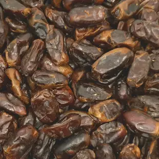 Natúr magnélküli datolya